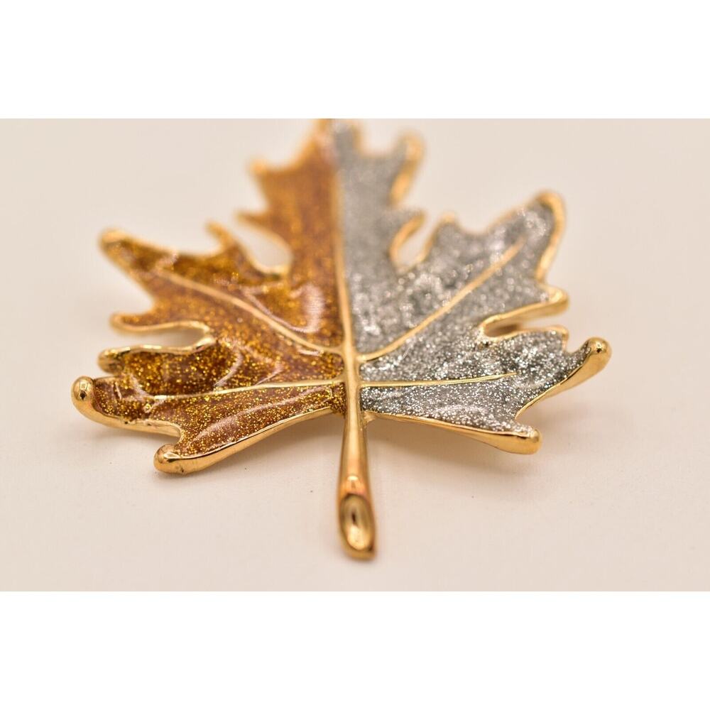 Vintage Autumn Fall Glitter Enamel Leaf Pin Brooch Silver Gold NOS 1990s BinA18 - Picture 6 of 12
